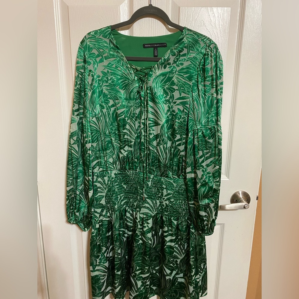 White House Black Market Green Printed Dress